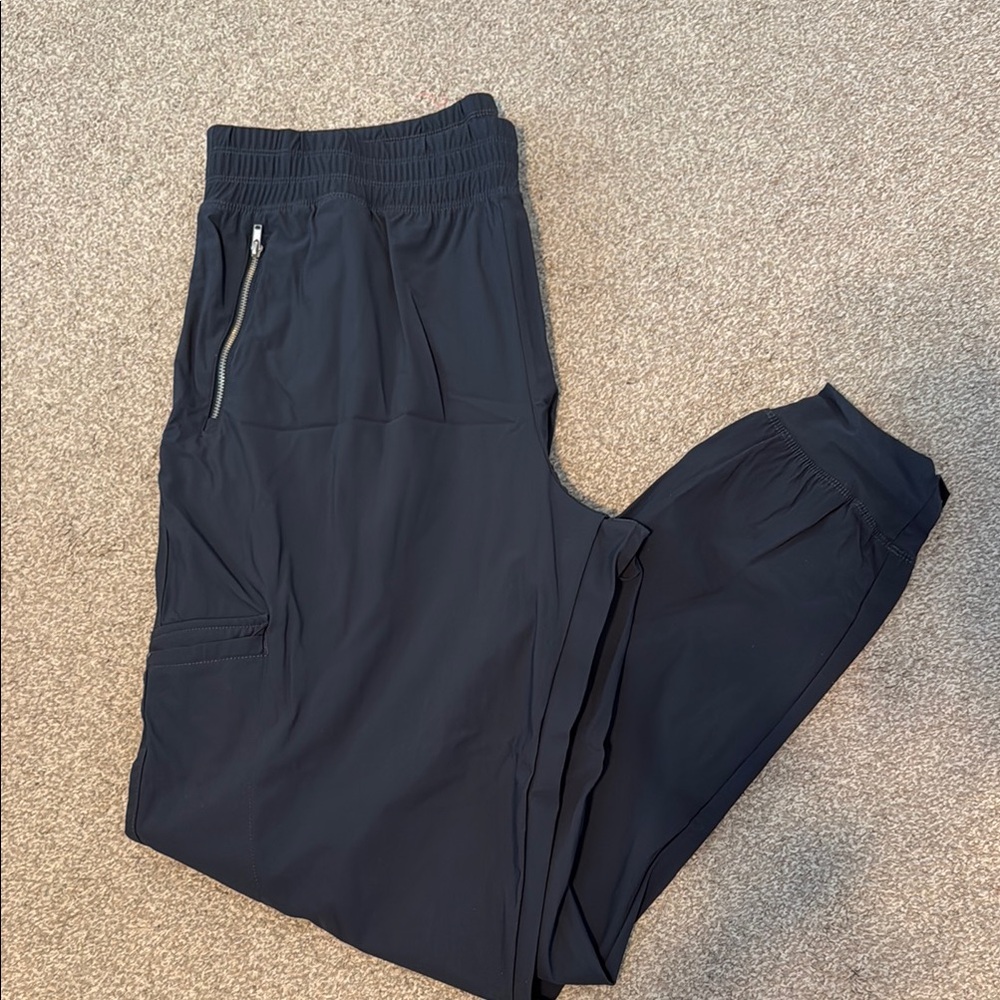 Old Navy Women's Sleektech joggers Large Tall